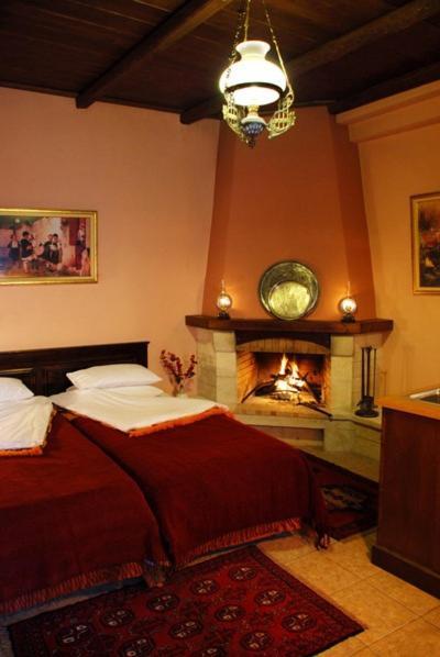 Ξενωνασ Σελινουντα Hotel Kosmas Ngoại thất bức ảnh