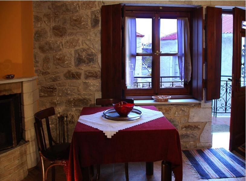 Ξενωνασ Σελινουντα Hotel Kosmas Ngoại thất bức ảnh