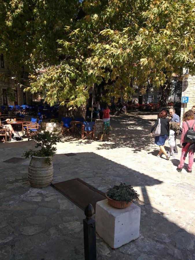 Ξενωνασ Σελινουντα Hotel Kosmas Ngoại thất bức ảnh