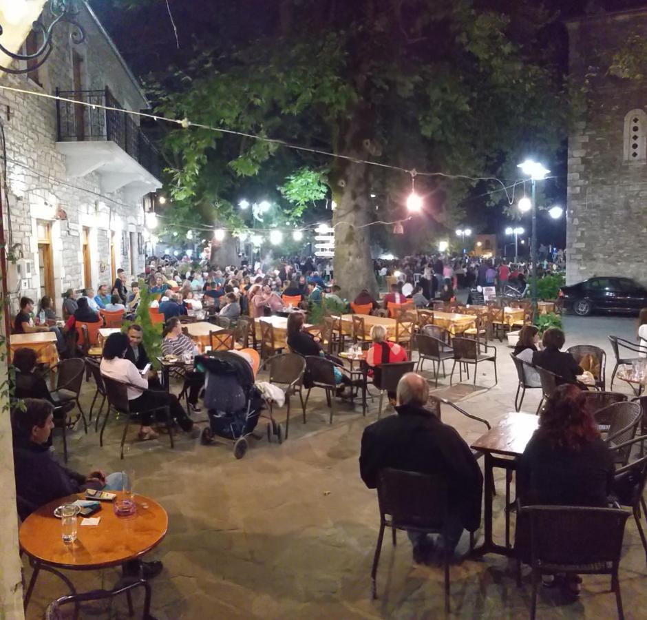 Ξενωνασ Σελινουντα Hotel Kosmas Ngoại thất bức ảnh