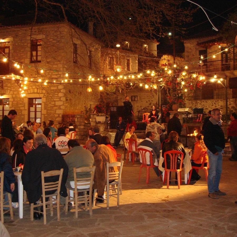 Ξενωνασ Σελινουντα Hotel Kosmas Ngoại thất bức ảnh